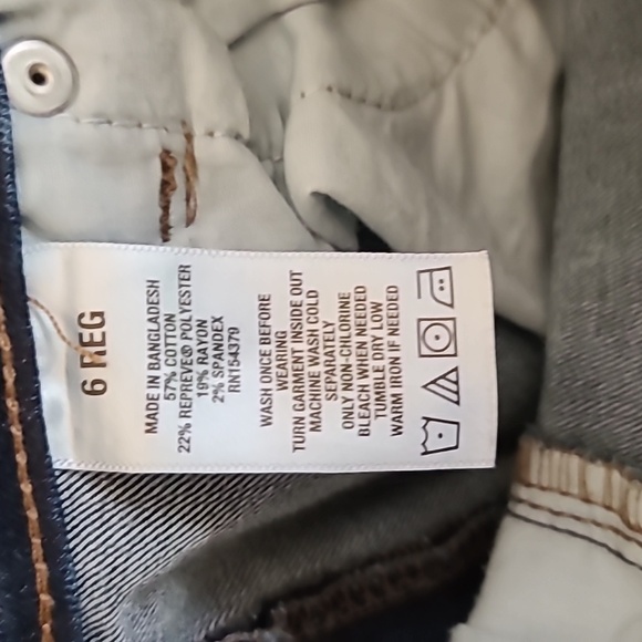 High Rise Jegging - Picture 8 of 8